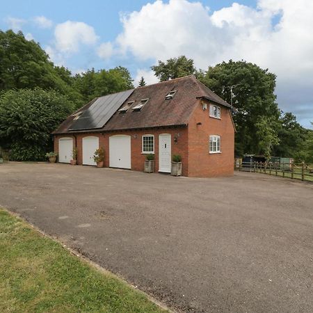 Whitlow Lodge Annex Gloucester Exteriör bild