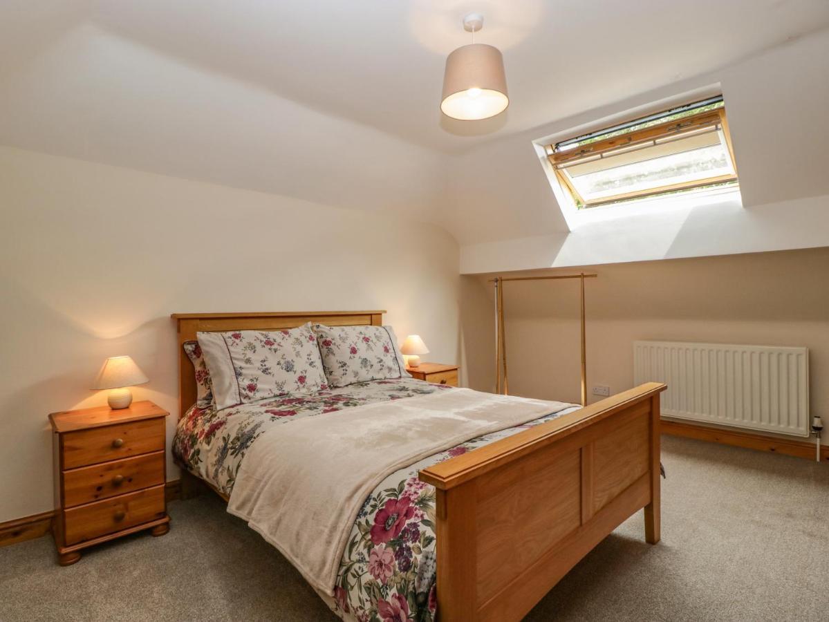 Whitlow Lodge Annex Gloucester Exteriör bild