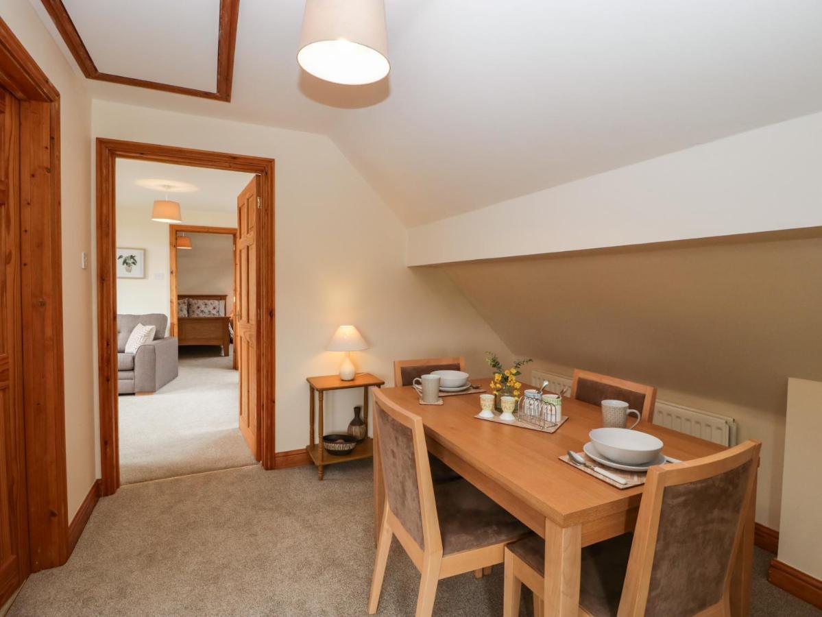 Whitlow Lodge Annex Gloucester Exteriör bild
